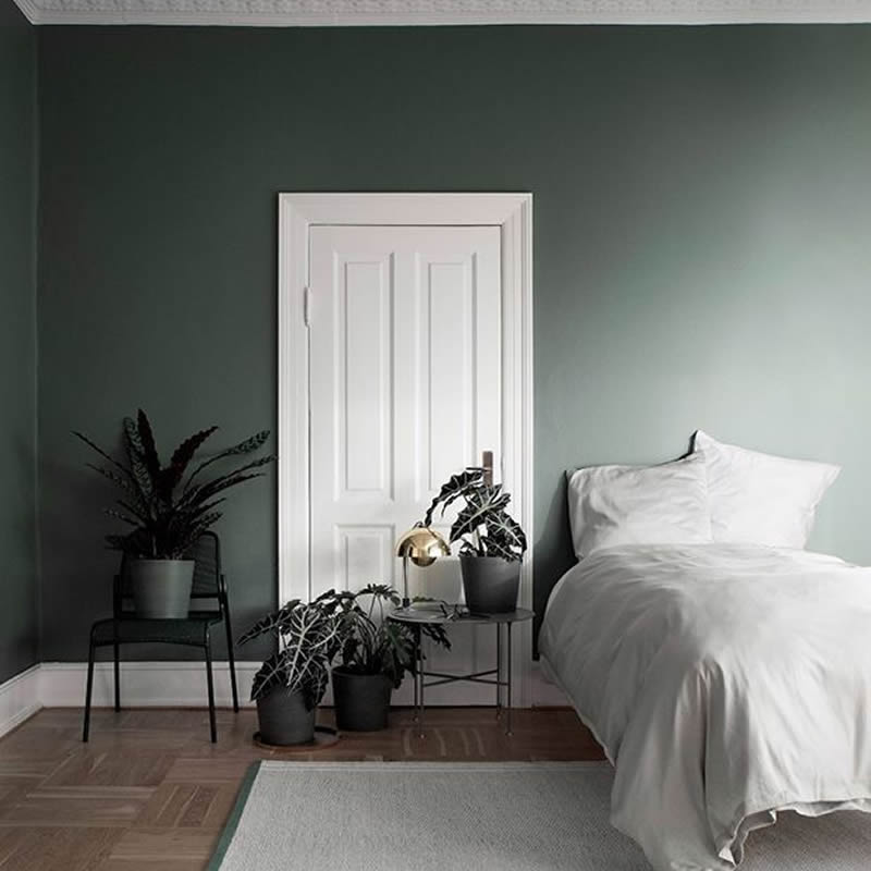 Wat voor merk meubels in de zomer nooit de meubels?