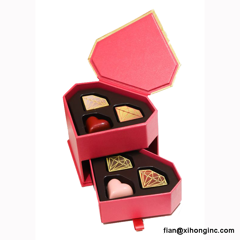 Speciale hartvormige stijve geschenkdoos