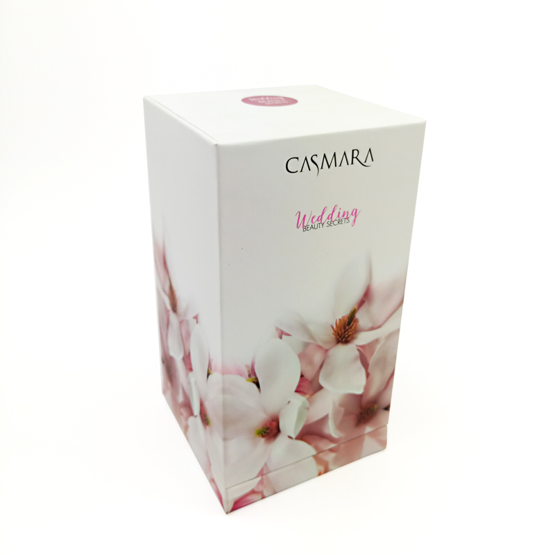 schoonheid cosmetica roze verpakking papieren geschenkdoos