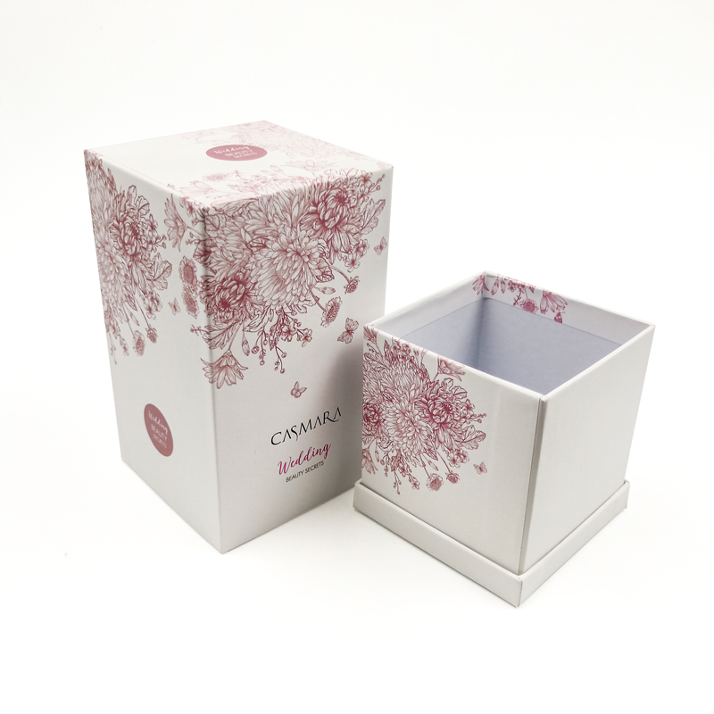 schoonheid cosmetica roze verpakking papieren geschenkdoos