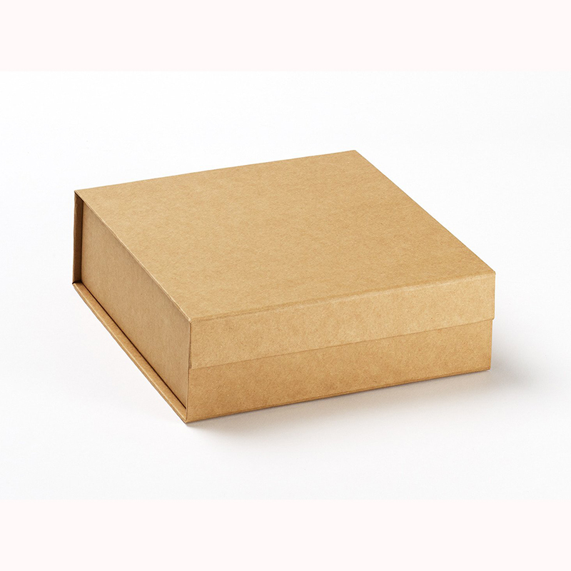 Stevige, opvouwbare doos van gerecycled kraftpapier