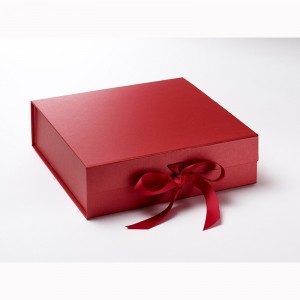 Elegante klassieke geschenkdoos in boekvorm