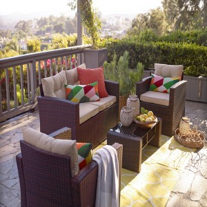 Rotan 4-delige buiten rieten conversatieset met terrasweerbestendige kussens en gehard glazen tafelblad （donkerbruin)