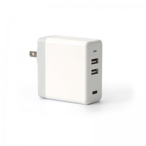 KPS-8407LC typec PD + Twee USB-poorten AC-adapter (US / EU-stekker)