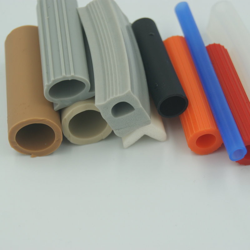 Geëxtrudeerde kleurrijke siliconen rubberen vacuümslang siliconen buizen voor airconditioning