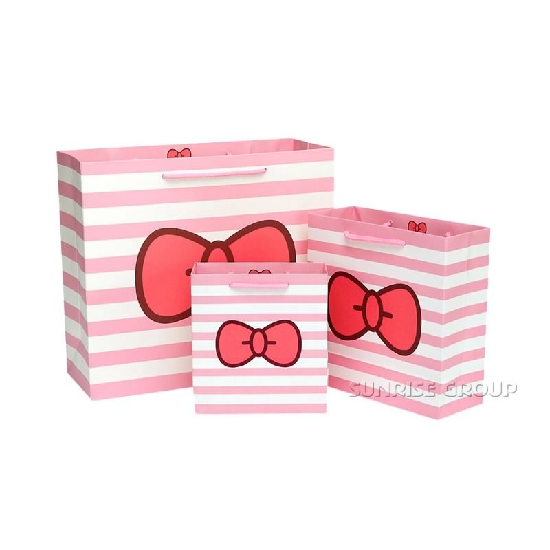 Aangepaste papieren handtas voor het verpakken van cadeauzakjes
