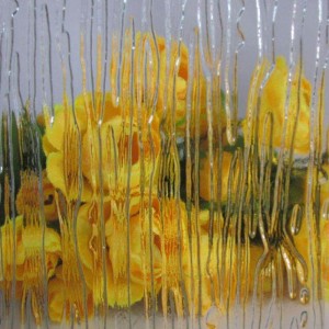 DUIDELIJK EN GEKLEURD GEGLATEN GLAS