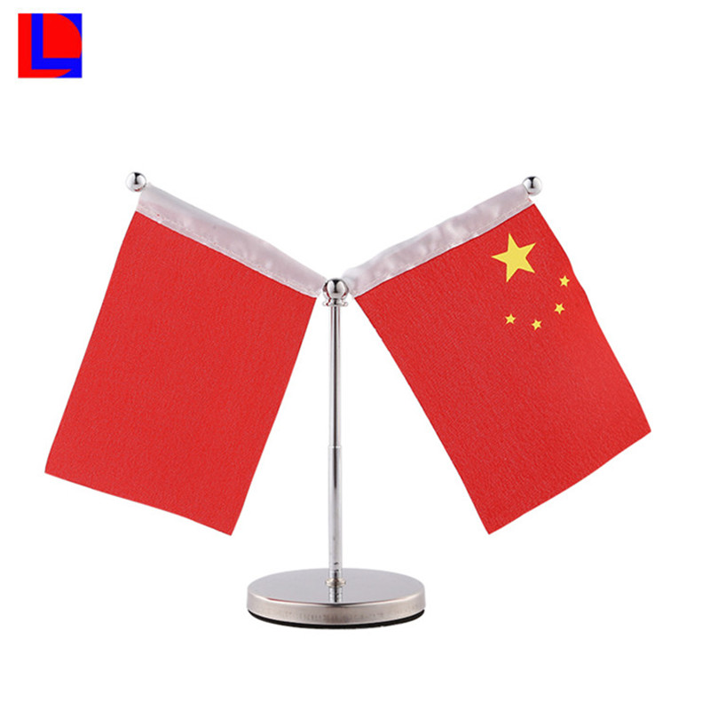 Goede kwaliteit goedkope China aluminium tafel vlaggenmast met vlag en voet