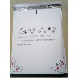 milieuvriendelijk custom logo ontwerp zelfklevende lijmroze klein formaat bubble bellen opgevuld enveloppen