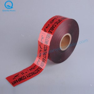 Saudi-Arabië GEVAAR / VOORZICHTIG Waarschuwingstape voor ondergrondse telecommunicatiekabel; Glasvezelkabel onder undergournd waarschuwingstape