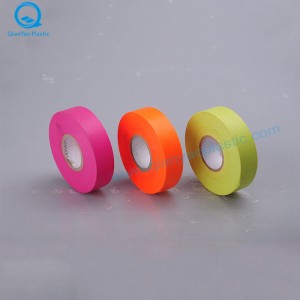 25 mm x 100 m PVC solide standaard reliëfband met reliëf