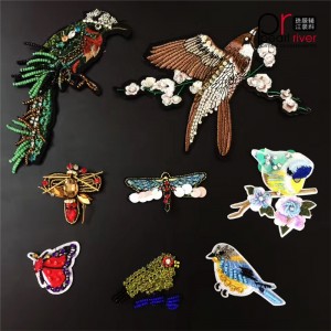 Nieuwste geborduurde patch voor dieren en bloemen