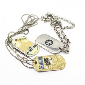 P003 geëmailleerde dogtag