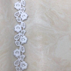 7 # melkzijde kant, polyester / nylon kant, katoen kant