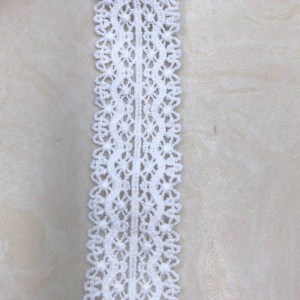 11 # melkzijde kant, polyester / nylon kant, katoen kant