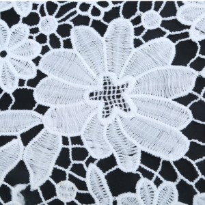 Zuivere kant stof geborduurde polyester kant stof, melk zijde, kant. Polyester / Nylon kant, katoen kant