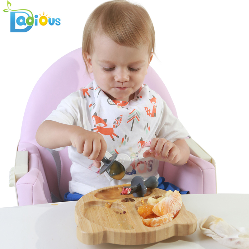 Bestseller Eerste zelfvoedende babyaccessoires Korte peuterlepel Food Grade PP-lepels en vorken voor babytraining