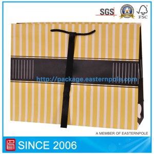 Luxe Lily Pink papieren tas met lintsluiting