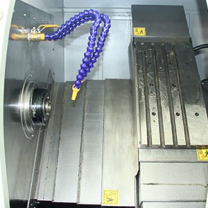 China type schuin bed machine cnc draaibank