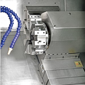 Schuin bed CNC-draaibank met fabriek