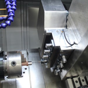Chinese fabriek draaiende en frezen CNC draaibankmachine