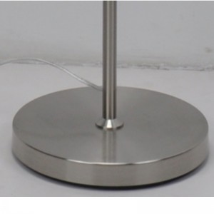 Vloerlamp met lasergesneden zwarte stoffen kap