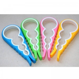 Siliconen kurkentrekker multifunctionele vier-in-één flesopener huishoudelijke veiligheid blikopener antislip- en flesdopopener