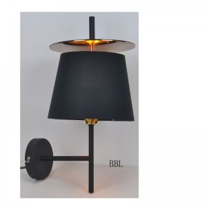 Moderne wandlamp met stoffen kap en PB decoratievel