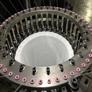 Body size kleine diameter rondbreimachine voor bandana