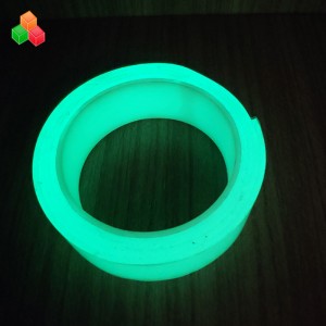 Glow in the dark herbruikbare dubbelzijdige sterke zelfklevende gel grip nano zuigtape \/ op maat wasbare lichtgevende nano magische tapes