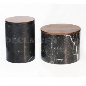 Set van zwart marmer