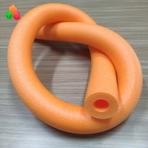 Dongguan custom logo vorm ROHS 10mm 20mm wit uitgebreid epe polyethyleenschuim backer staaf buis noodle buis voor kinderen \/ volwassen