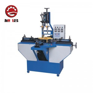 Schoenenmaker enige persmachine