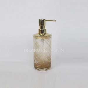 glazen badkameraccessoires set met metalen pomp