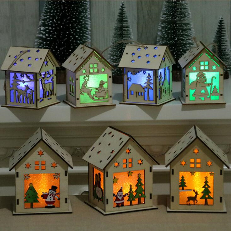 Houten huis met led-verlichting voor groothandel in kerstambachten