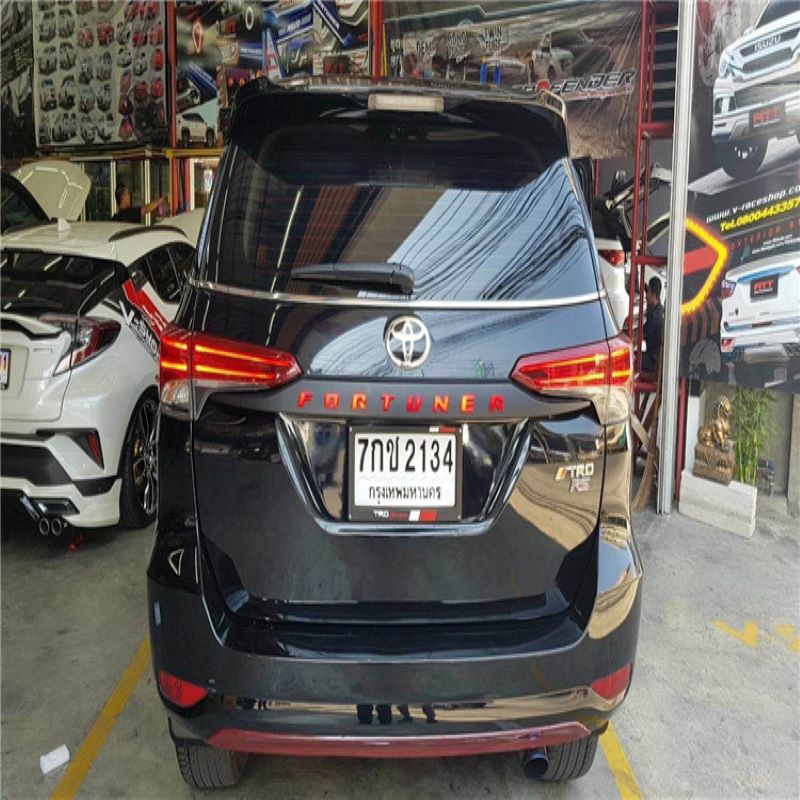 Kofferbakversiering met licht voor Toyota Fortuner, Remlicht voor Toyota Fortuner