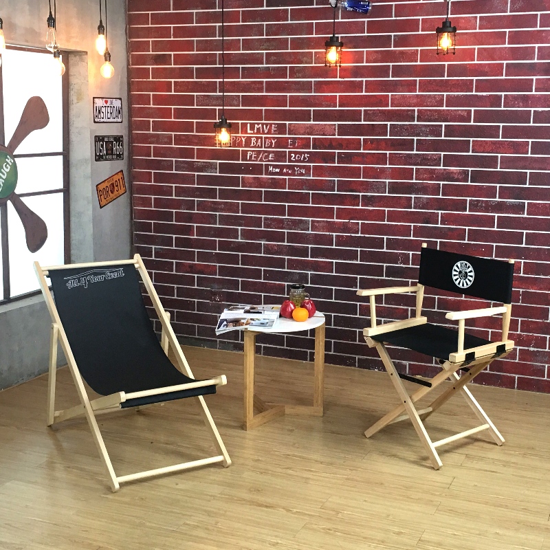 Geniet van uw vrije tijd met een houten strandstoel