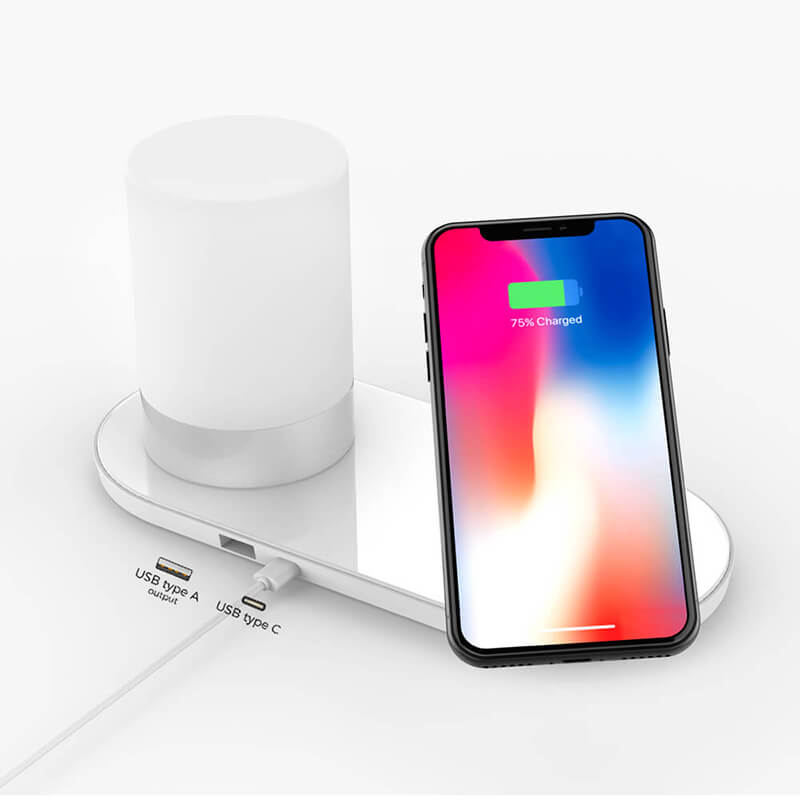 RGB Lamp met Wireless Charting Station (voor iPhone of Android-telefoon)