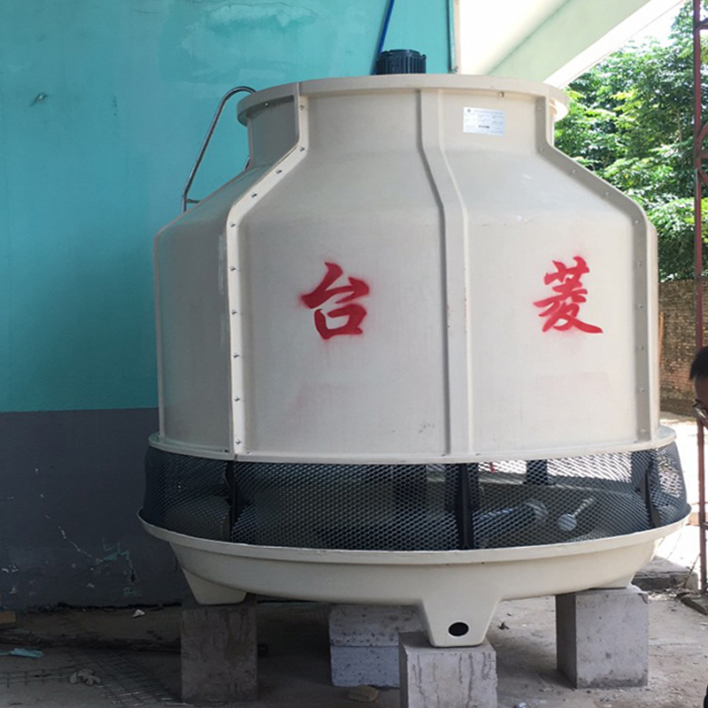 Koeltoren sproeikop chiller circulerende watertoren industriële dwarsstroom vierkante koeltoren