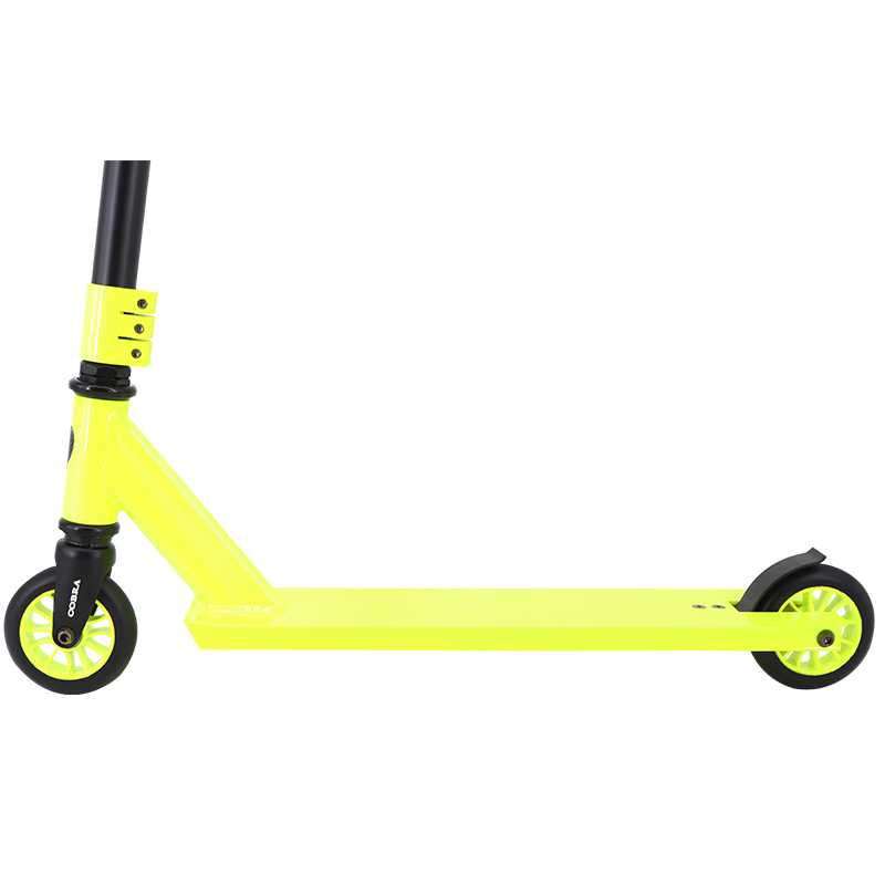 nieuwe goedkope stuntstep (neon)