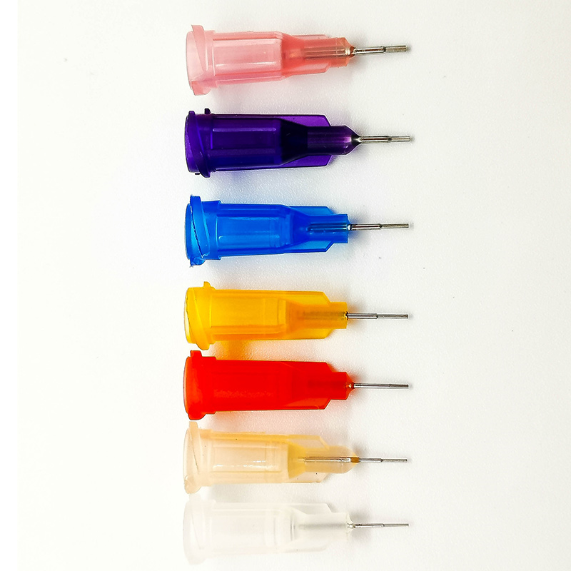 Staptype doseernaald, speciaal samengesteld met smalle zijafgifte