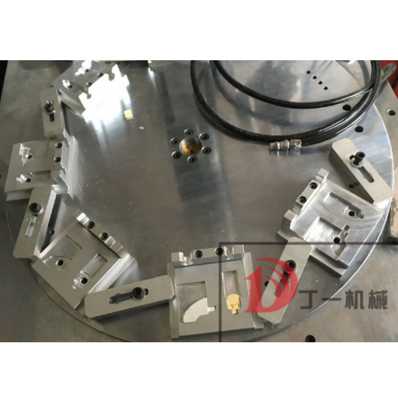 6-station ultrasone lasmachine roterende automatische invoer en onderdrukking niet-standaard maatwerkmachine dy-1532zp