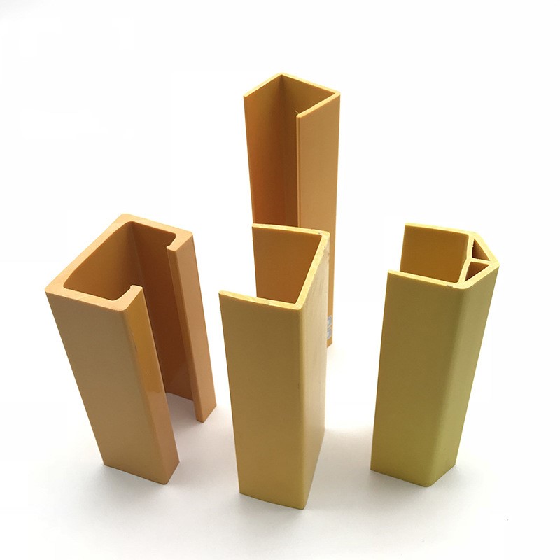 Aangepaste Multi Diverse U-vormige Kanaalabs UPVC PP PE Plastic de Uitdrijvingsprofielen van pvc voor de decoratie van de machinebescherming