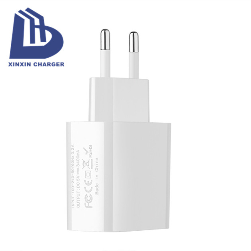Elektrische pluggen Mobiele telefoon Fast Charger Universal adapter 3USB-oplader draagbare oplader