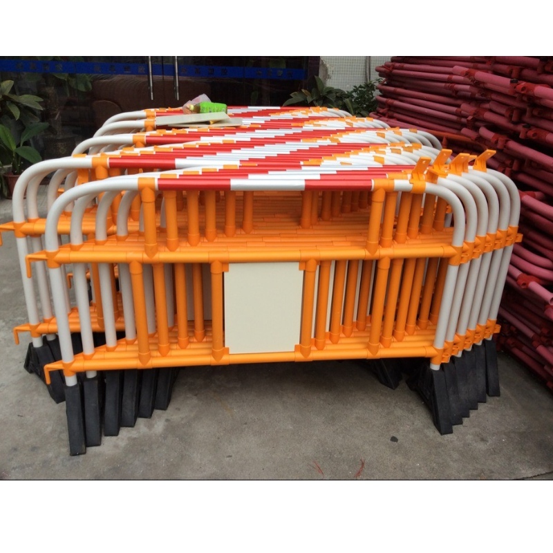 PVC Crowd Control Barrier voetgangers plastic barrière veiligheid pvc plastic hek met rode reflecterende strepen