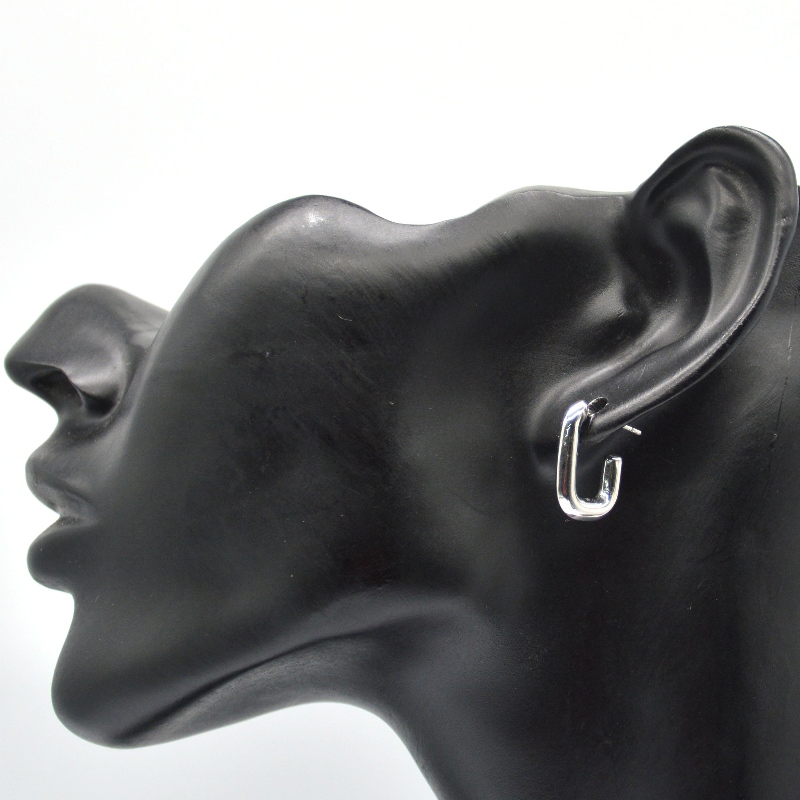 Hypoallergeen Letter Oorbellen Vrouwelijk Model Meisje Roestvrij staal Nikkelvrij Cadeaus voor vriendinnen, echtgenotes, dochters en zussen, nichtjes, China, Ruifanbao Sieradenfabriek