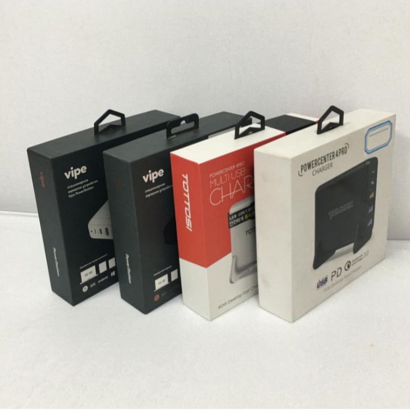 Aangepaste hoge-end geharde vaste anti-fall vierkante koptelefoon mobiele telefoon cadeau doos hemel en aarde