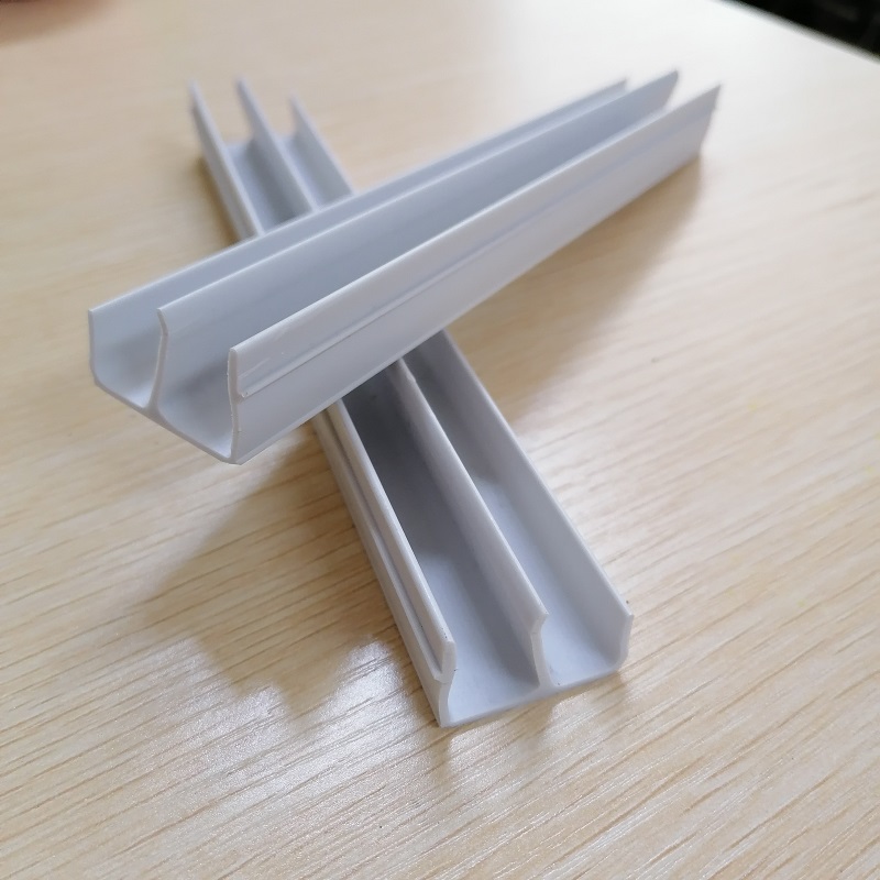 PVC E-vormige profielpvc-kanaalafwerking pvc-kanaalfabrikant in China