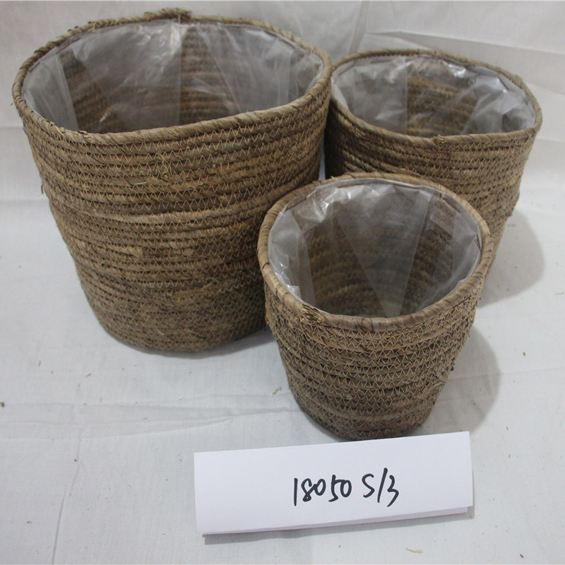 Opbergmand van natuurlijk zeegras met deksel en handgrepen. Diverse opbergmand