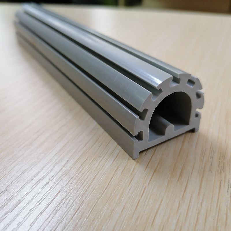 Niet-standaard op maat gemaakt pvc-profiel fabriek pvc-industrieprofiel pvc D-vormprofiel
